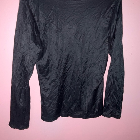 ✨💫🌸VINTAGE BLACK V-NECK LONG SLEEVE BLOUSE🌸💫✨ - Picture 3 of 6